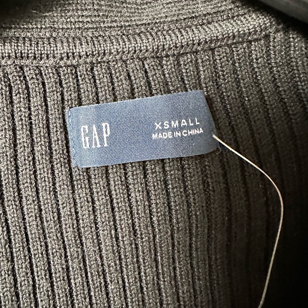 NWT Gap Ribbed Cardigan - Picture 2 of 4